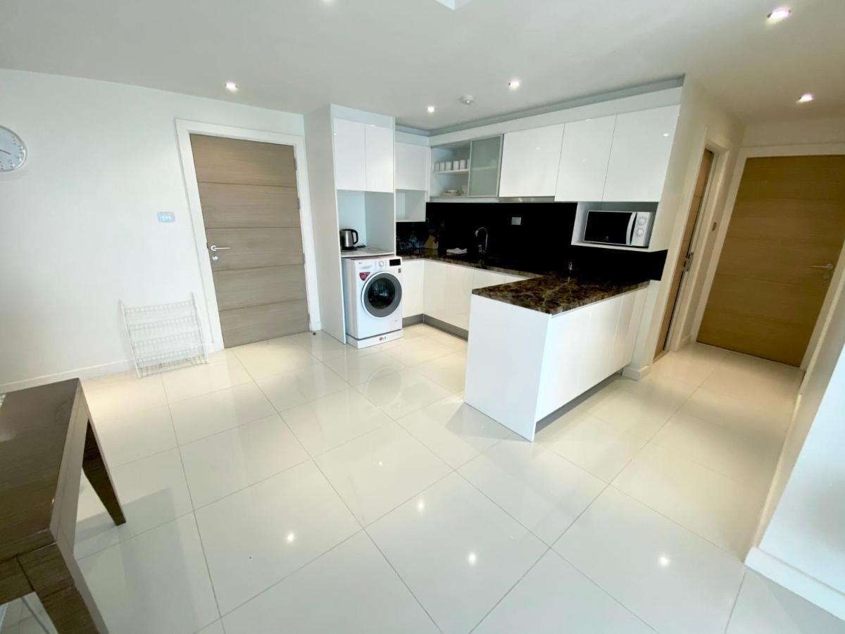The Ocean View Apartmens Sunset Boulevard Condominium Appartement Pattaya